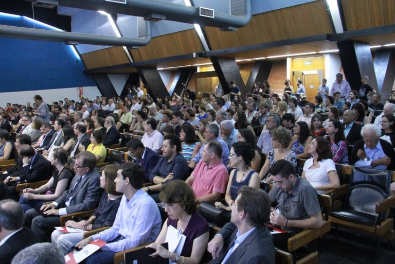 Auditório da entrega dos Prêmios Institucionais 2015